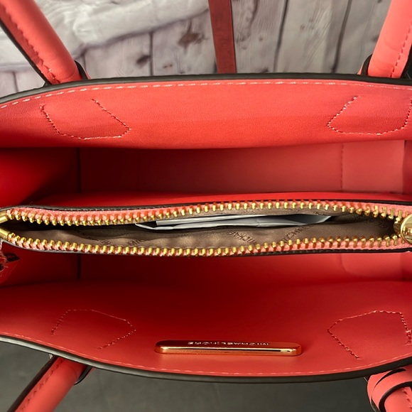 Michael Kors NEW Mini Bag Mercer Sherbert Pink Pebbled Leather Crossbody HandBag - Picture 14 of 16